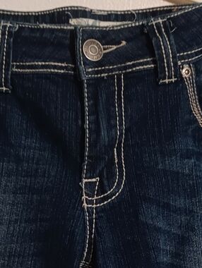 Skin High-Rise Dark Blue Jeans with White Contrast Stitching